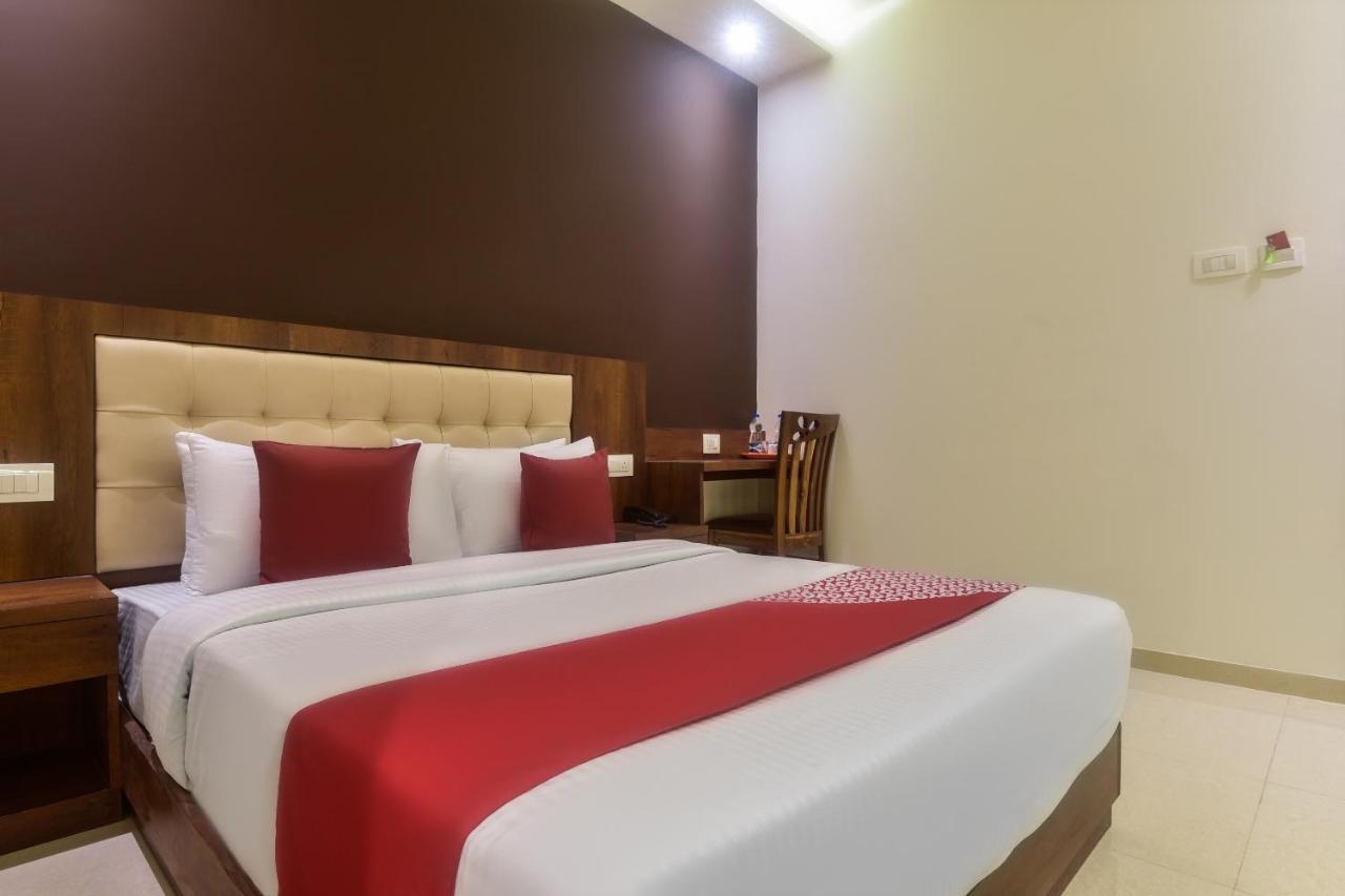 Отель Oyo Shubham Residency Bhiwandi Экстерьер фото